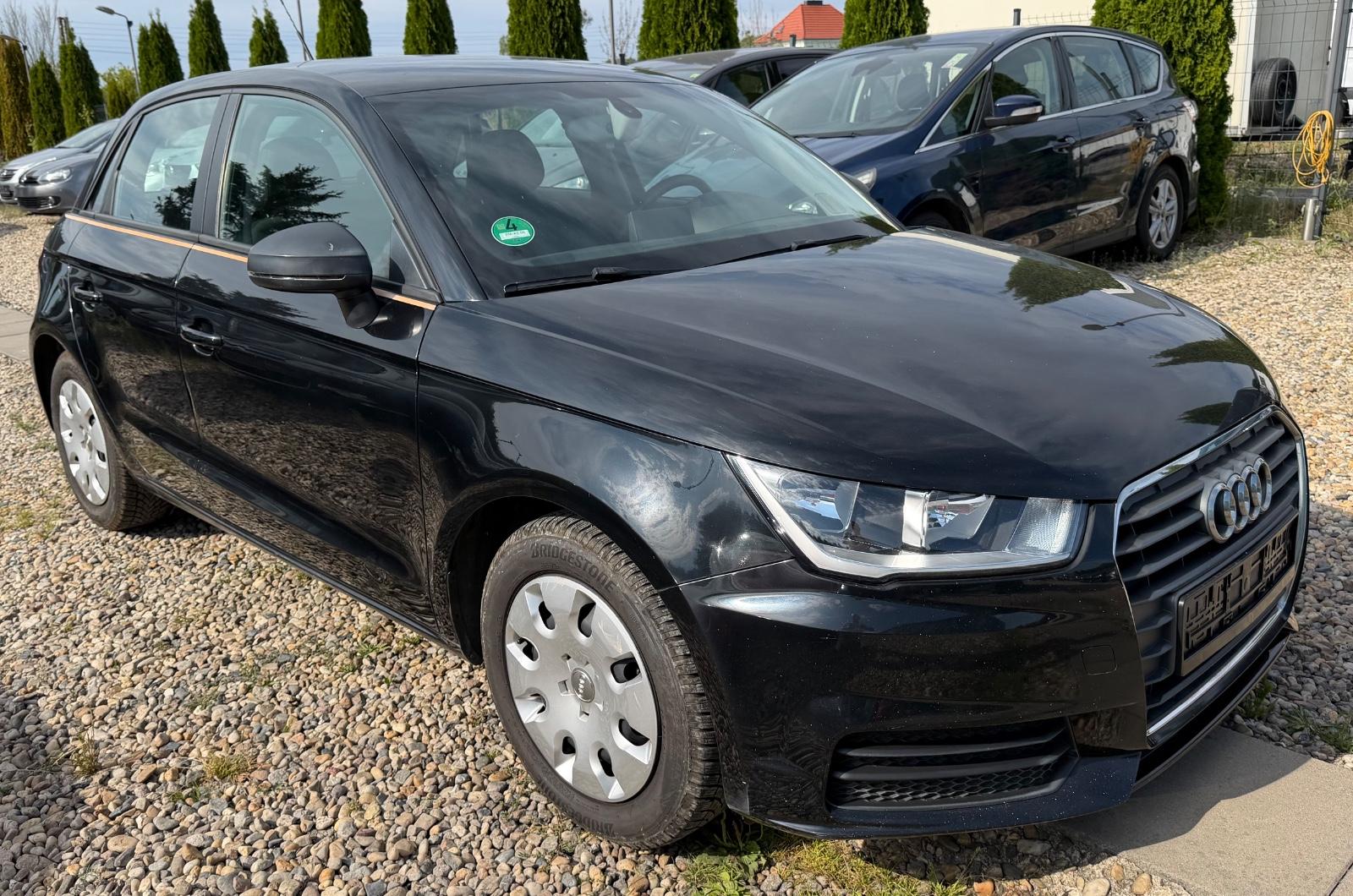 Audi A1 Sportback DSG, NAVI, 1.HAND