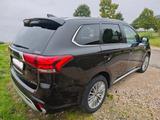 Mitsubishi Plug-in Hybrid Outlander PLUS SPIRIT - Mitsubishi Plug-in Hybrid Outlander von privat