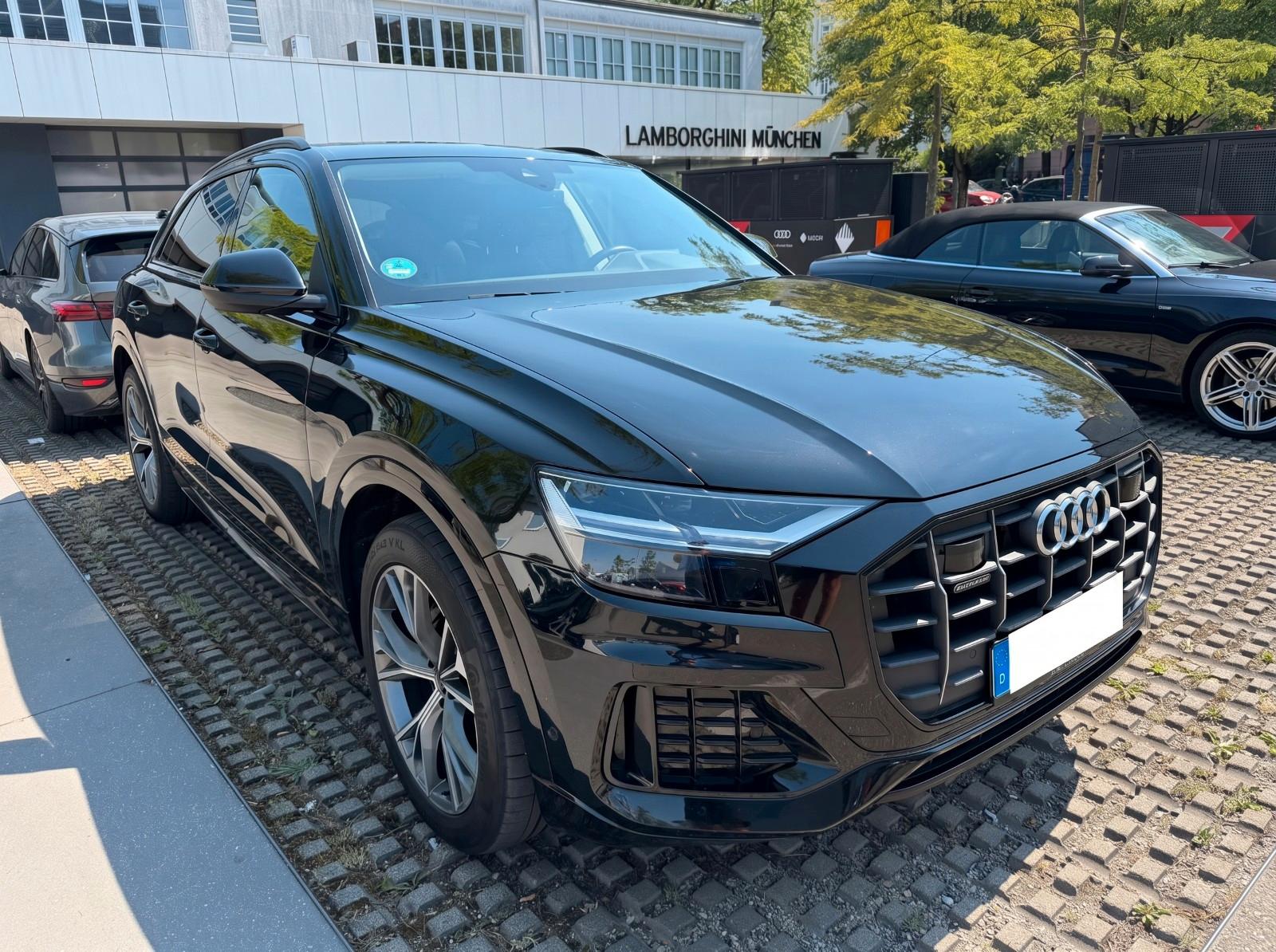 Audi Q8