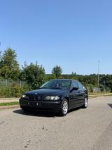 BMW E46 320i - BMW 320 aus 2002: 320i