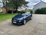 Mercedes-Benz B 250 e  - blaue Mercedes-Benz B 250
