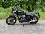 Triumph Street Twin Jet Blck - TRIUMPH BONN