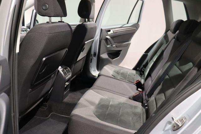 Golf Sportsvan 2.0 TDI DSG ACC NAVI AHK BT KAMER