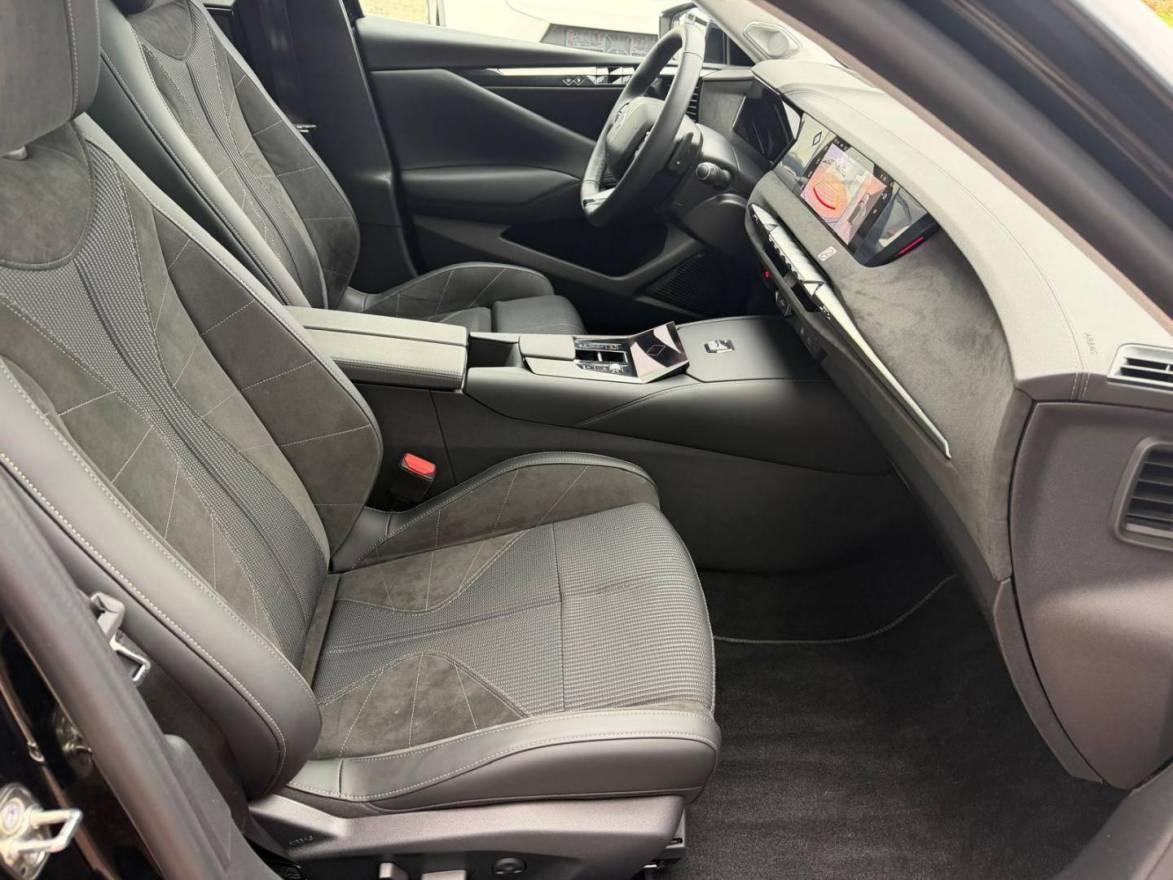 DS Automobiles DS4 ÉTOILE Alcantara PureTech 130 EAT8 Automatik