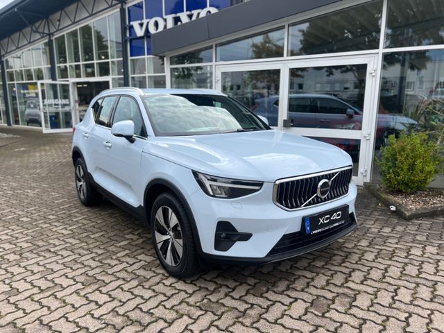 Volvo XC40 Plus Bright  Plug-In Hybrid 2WD211 PS gesam