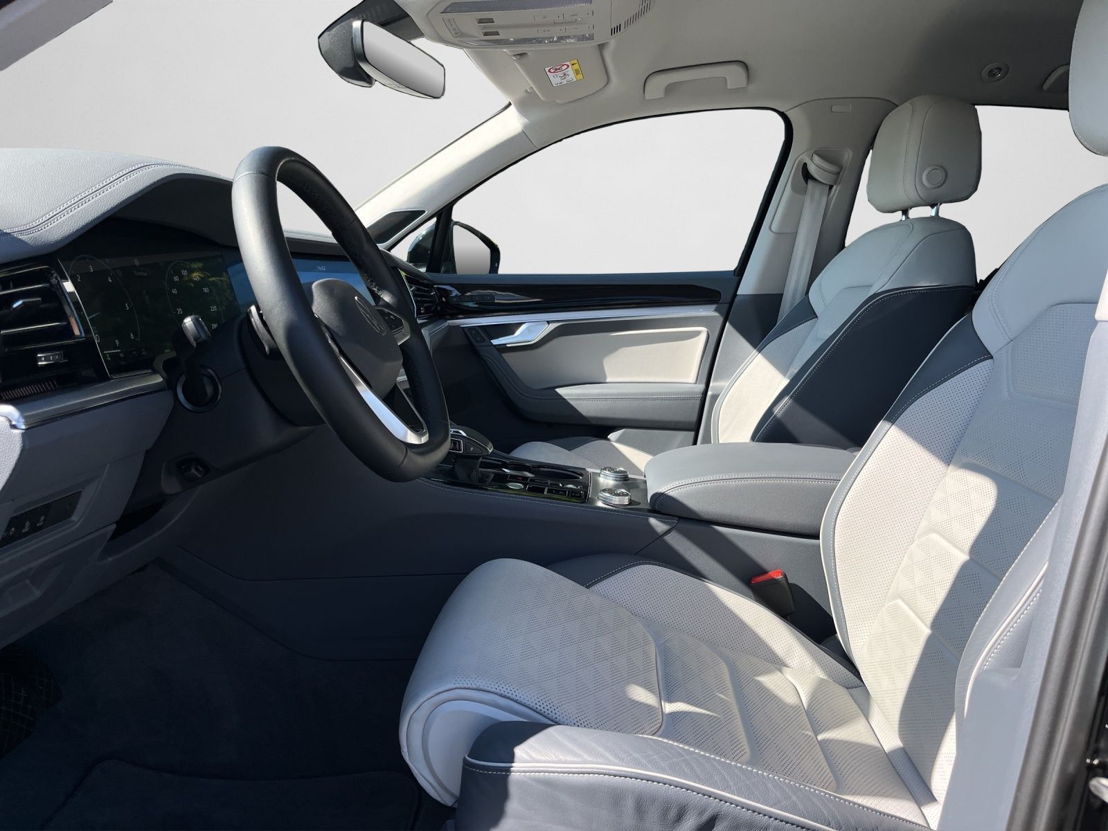 Volkswagen Touareg - Bild 14