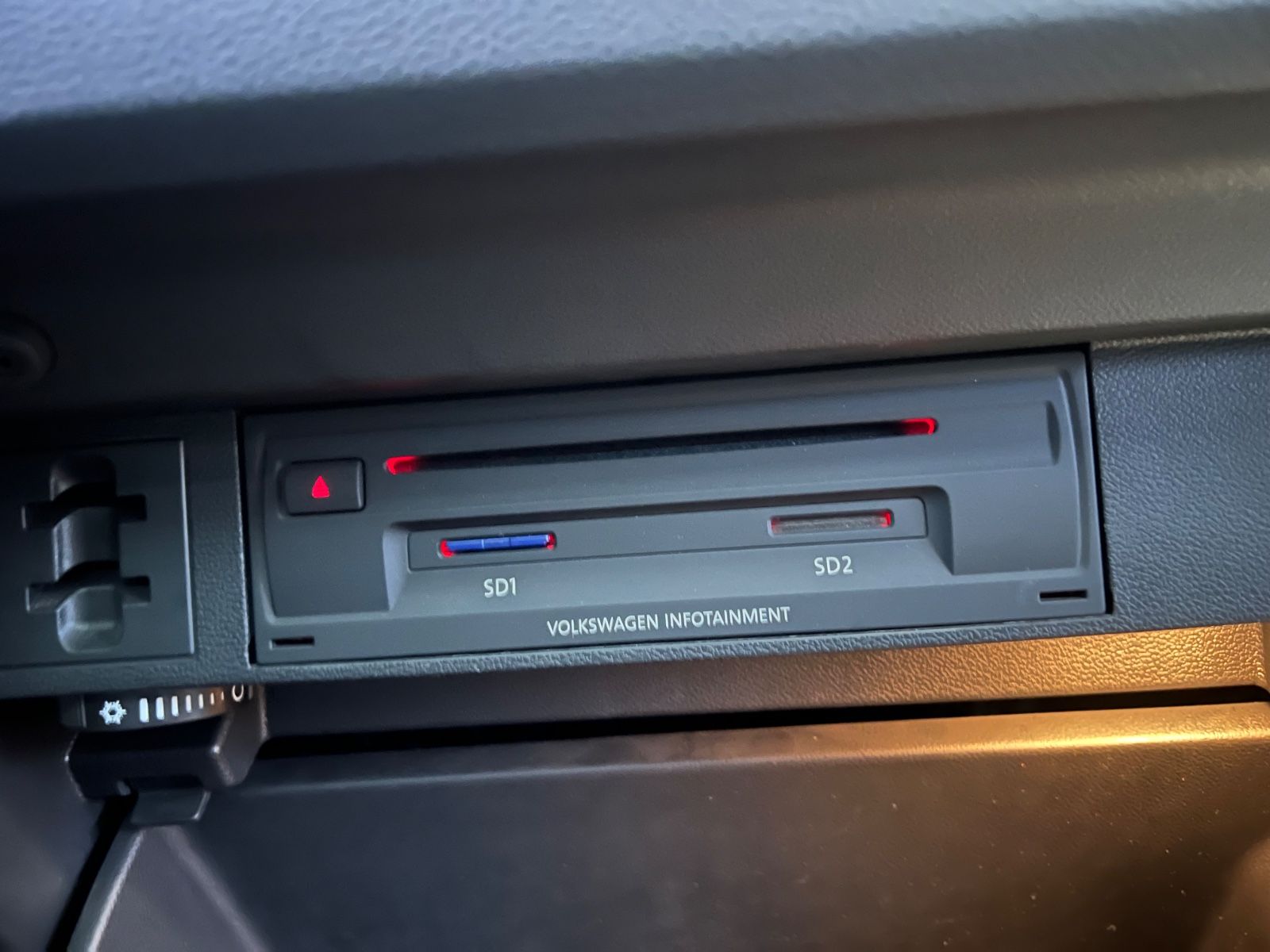 Fahrzeugabbildung Volkswagen Tiguan 2.0TDI DSG Highline 4Motion R line 239PS