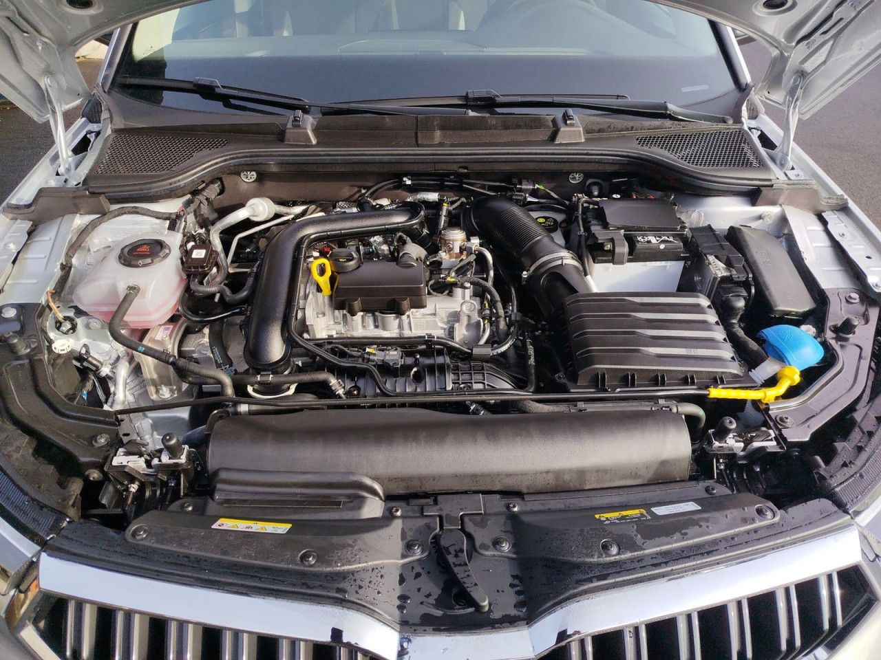 Fahrzeugabbildung SKODA Kamiq Selection 85/1.0 A7F