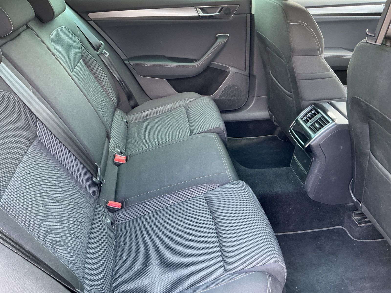 Skoda Superb - Bild 16