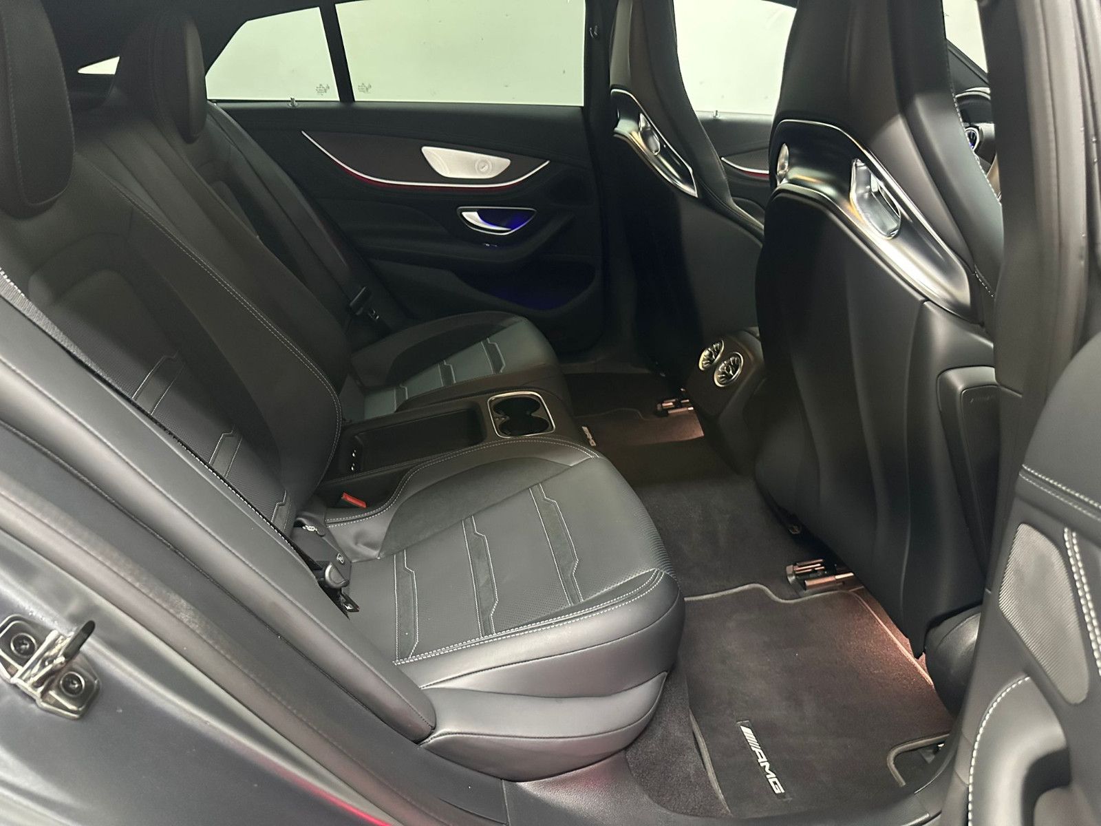 Fahrzeugabbildung Mercedes-Benz AMG GT 63 S E PERFORMANCE*AERODYNAMIK*MAGNO*