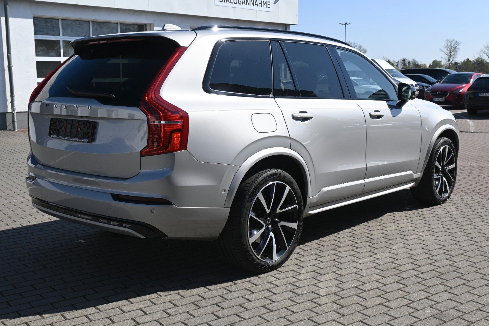 Fahrzeugabbildung Volvo XC90 B5 D AWD Dark*STDHZG*PANO*360°*