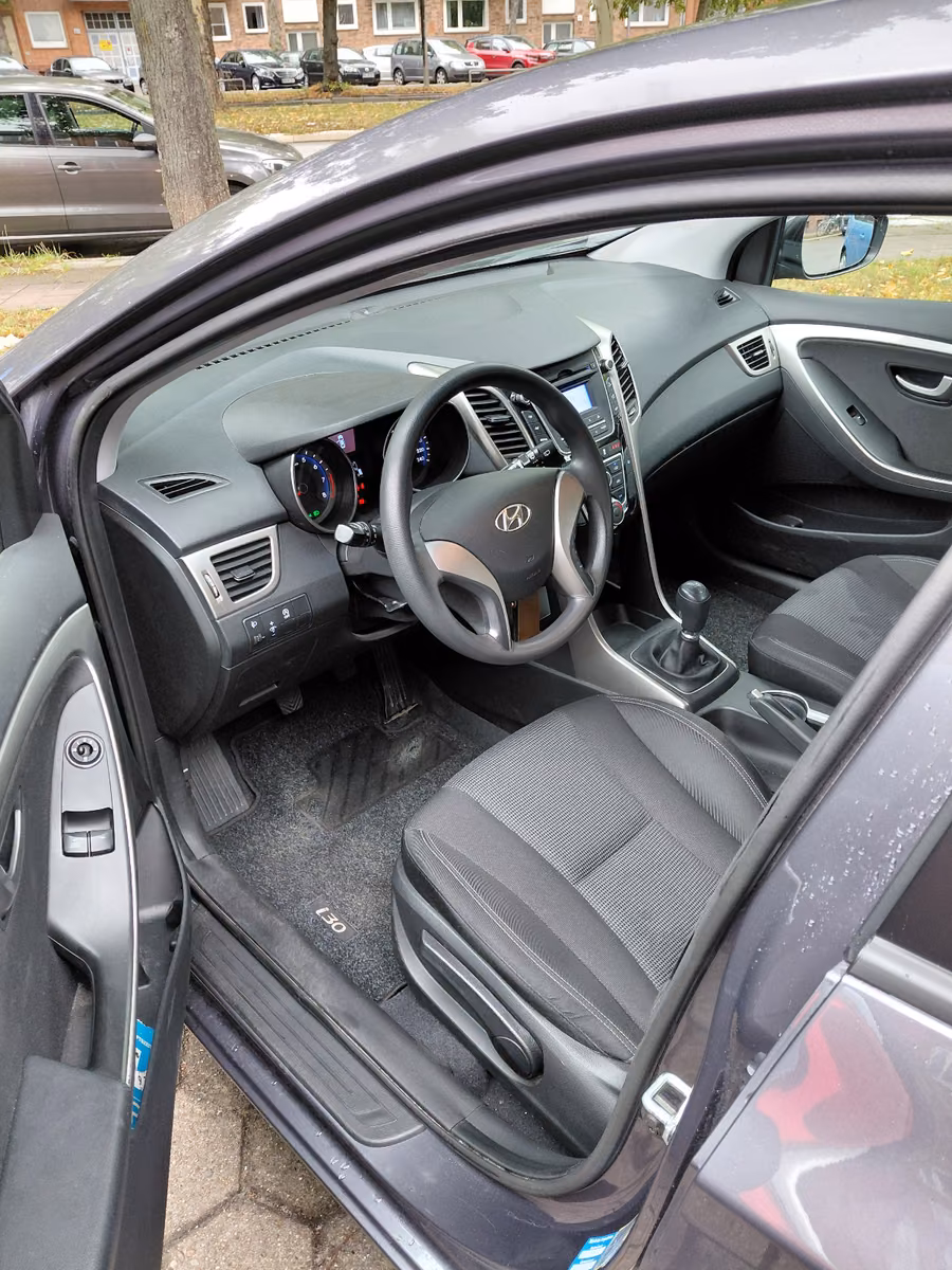 Hyundai i30 blue 1.4 Classic