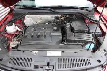 Volkswagen Tiguan - 12