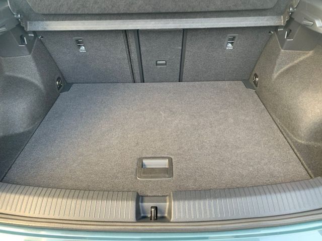 T-Roc 1.5 TSI R-Line LED+KAMERA+AHK+PDC+ERGO