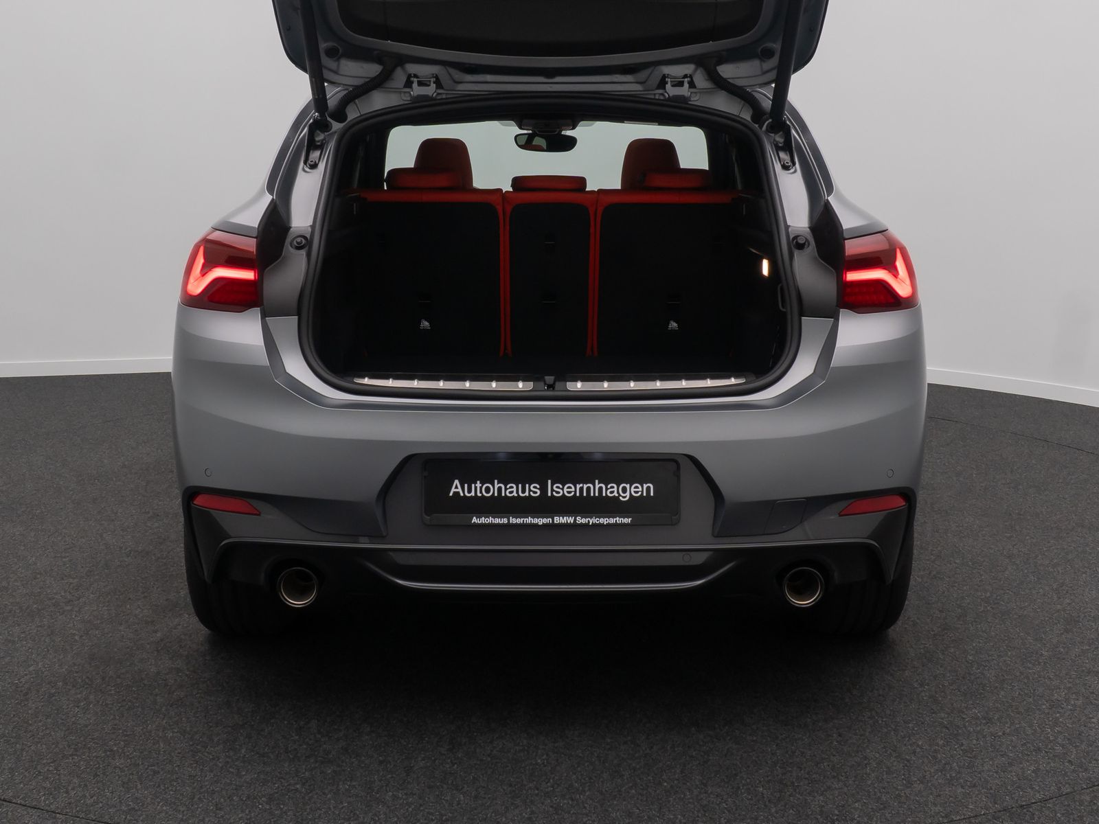 Fahrzeugabbildung BMW X2 sD20i M Sport Panorama Kamera Individual 19"
