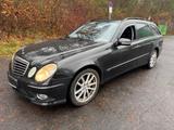 Mercedes-Benz E 320 T-Modell CDI*AMG*Aut.*7 Sitzer*TÜV 03/27* - Mercedes-Benz E 320 mit Diesel-Antrieb: Kombi