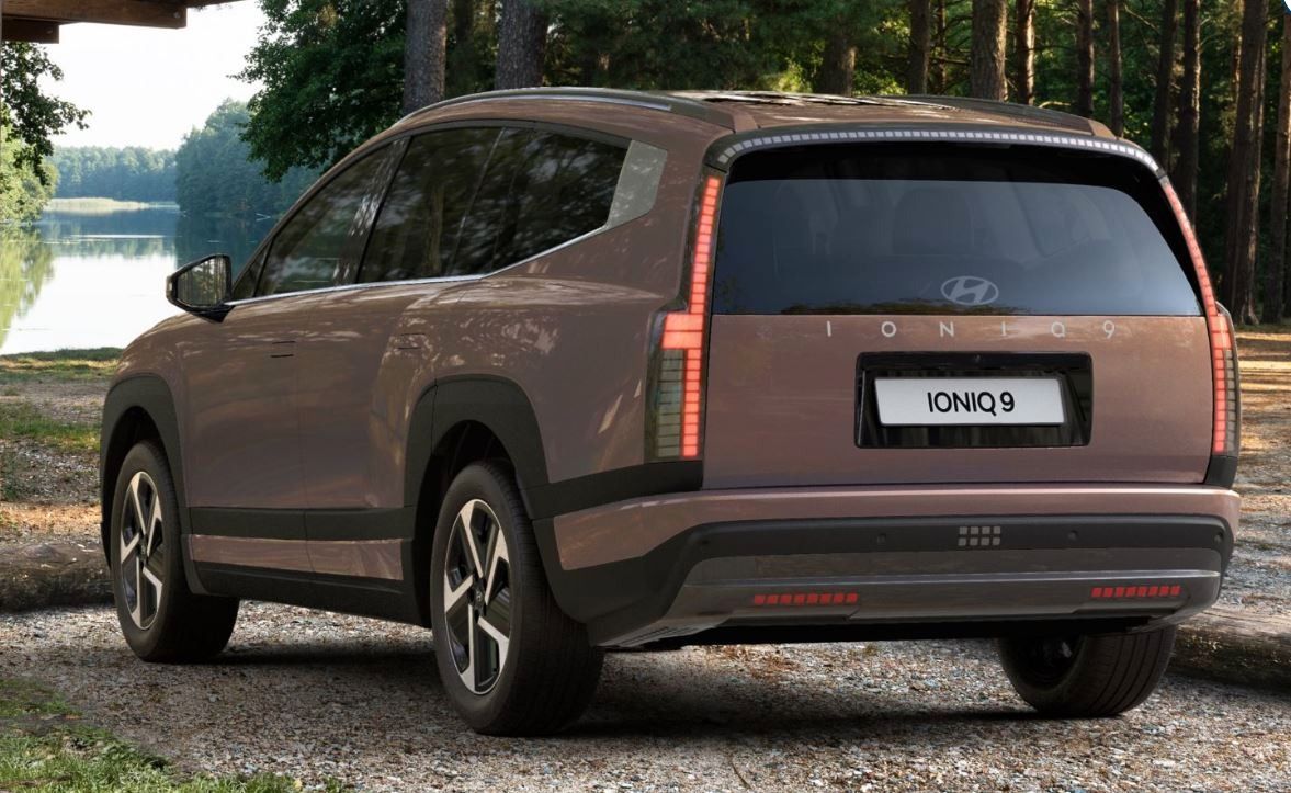 Fahrzeugabbildung Hyundai IONIQ 9 7 SITZER Konfigurierbar
