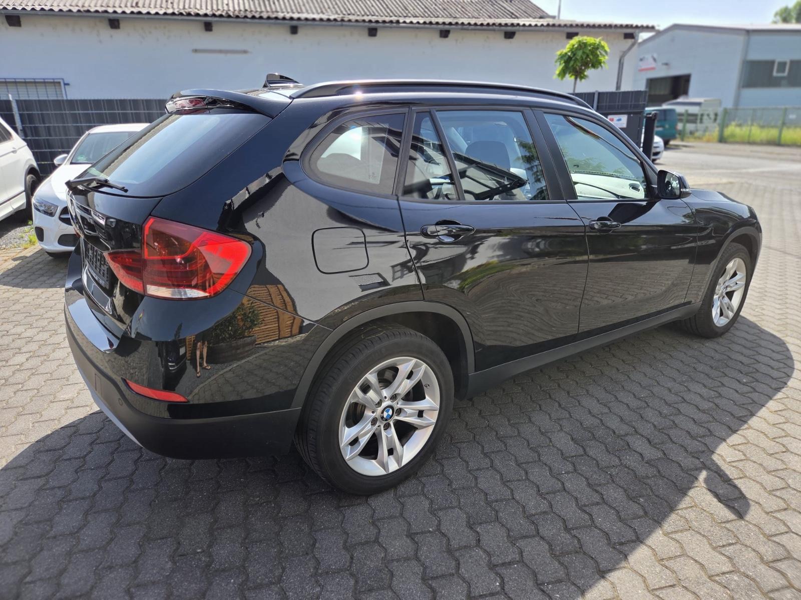 BMW X1 18 d sDrive sehr sauber
