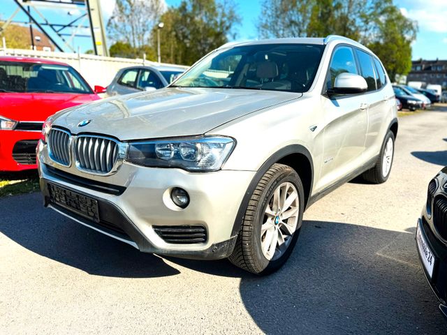 BMW X3 xDrive28i PANO HEAD UP LEDER NAV PDC CAM LEDE