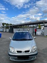 Renault Megane Scenic 2001 in gutem Zustand - gebrauchte Renault Megane aus dem Jahr 2001