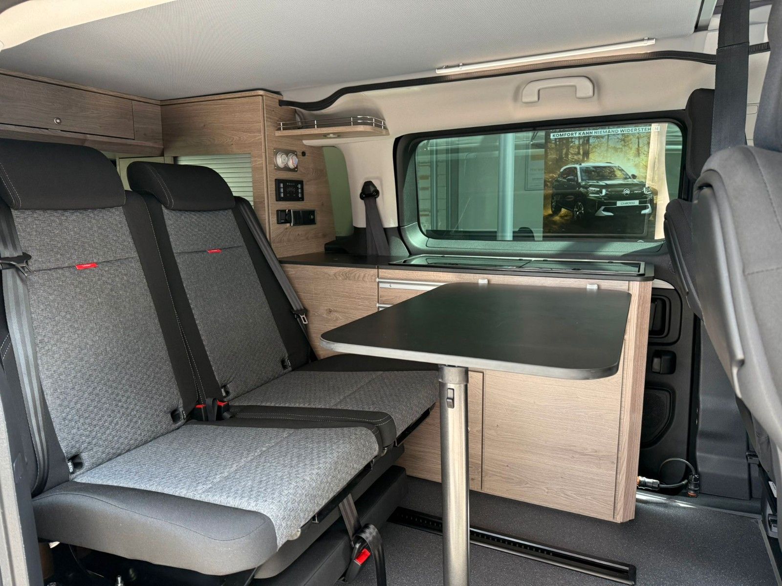 Fahrzeugabbildung Citroën Holidays Diesel 180 Automatik Paket Max