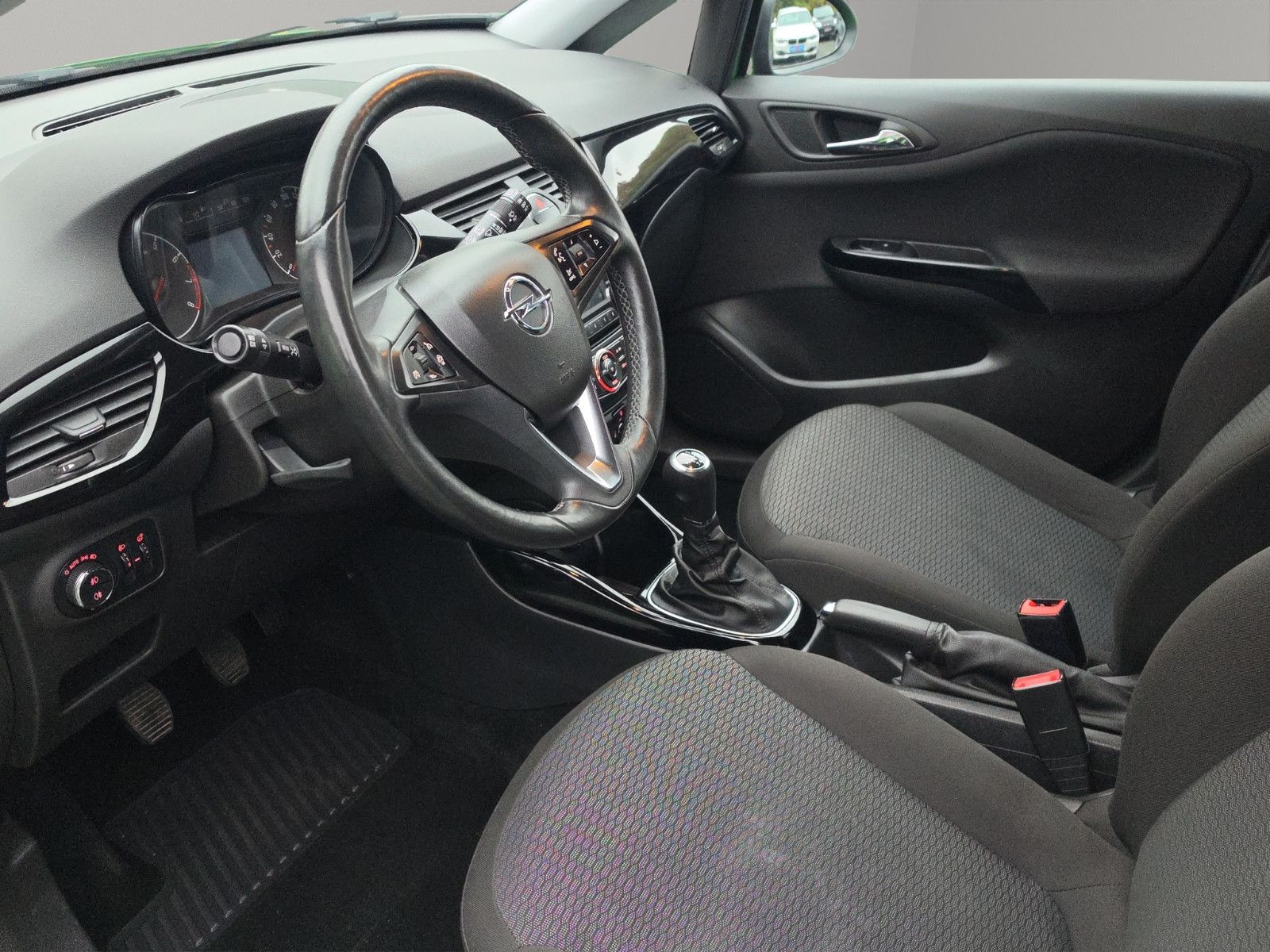 Fahrzeugabbildung Opel Corsa E Active