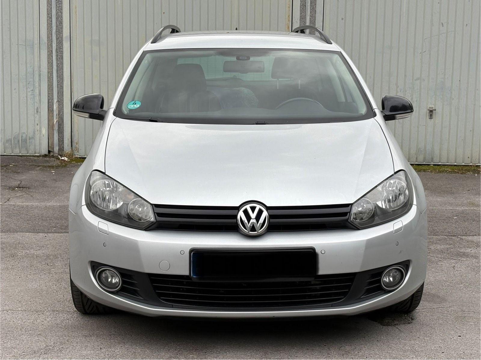 Volkswagen Golf 2013 — rear view