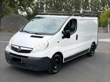 Opel Vivaro - 1
