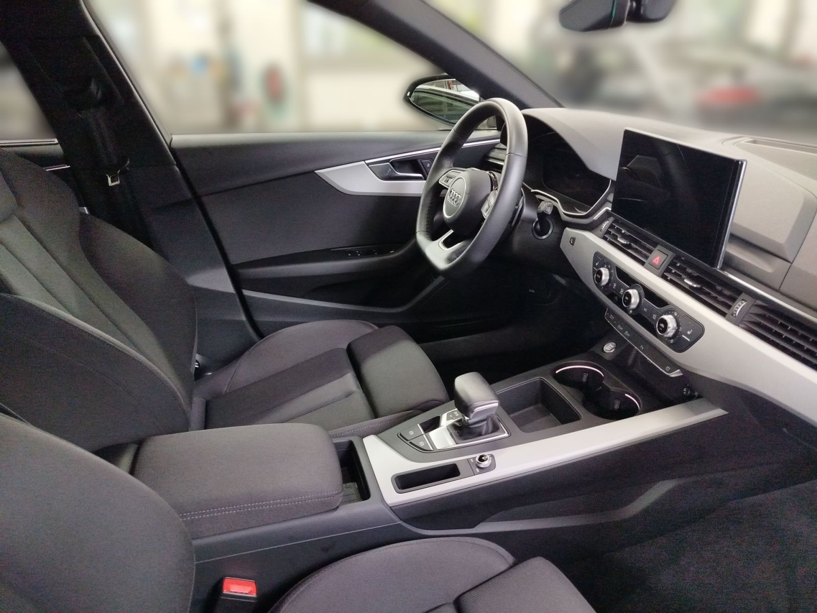 Audi A4 - Bild 12