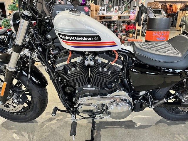 Fahrzeugabbildung Harley-Davidson Forty Eight 1200 Special Miller Auspuff