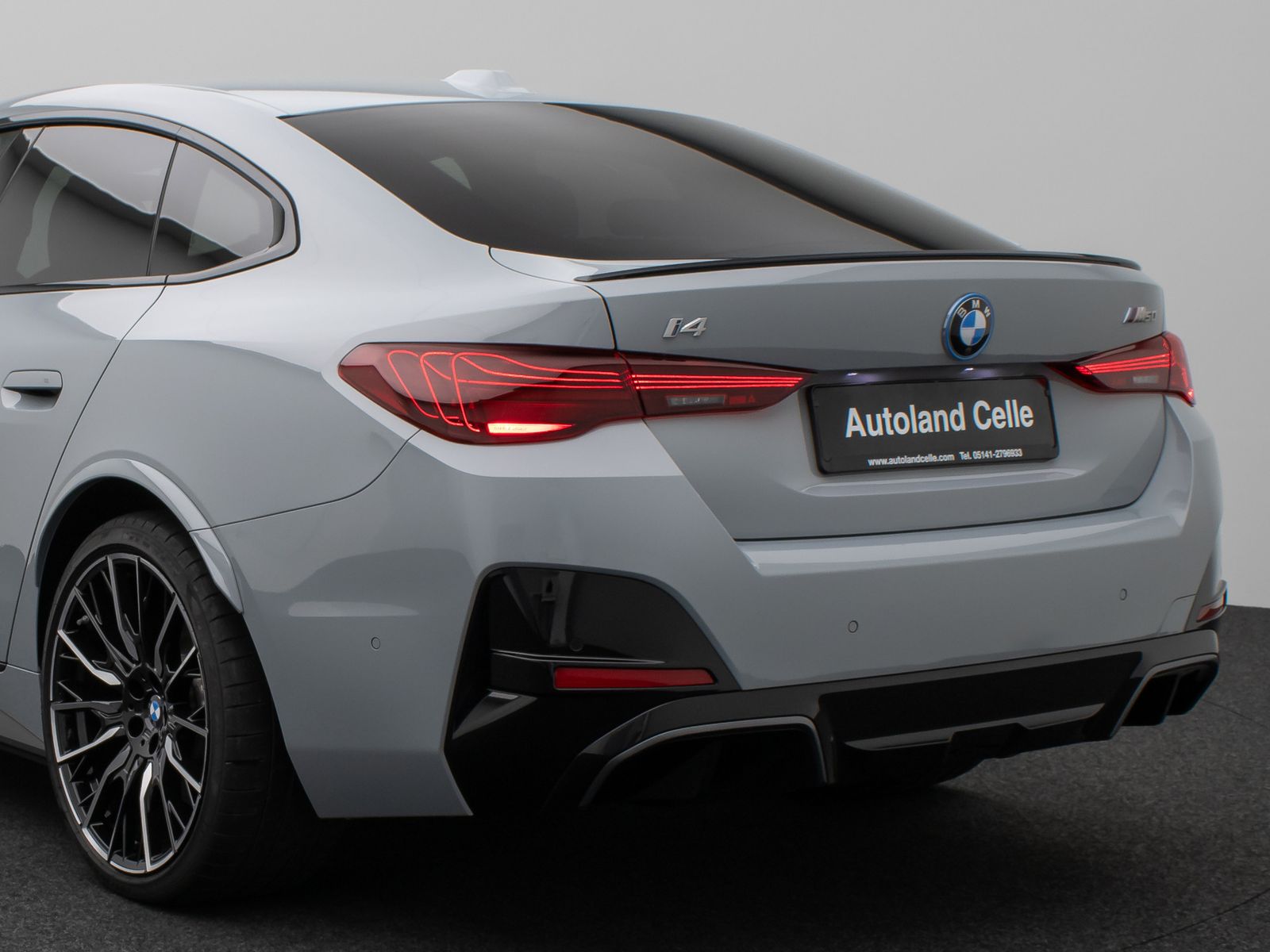 Fahrzeugabbildung BMW i4 M50 Gran Coupè 360°HUD H/K AHK ACC Komfort