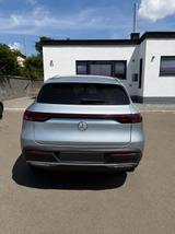 Mercedes-Benz EQC 400 4MATIC AMG Line | Burmeste - silberne Mercedes-Benz EQC