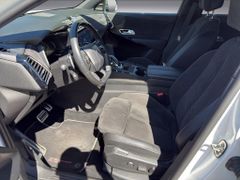 Fahrzeugabbildung DS Automobiles DS 7 Crossback 1.6 E-Tense 300 Performance Line