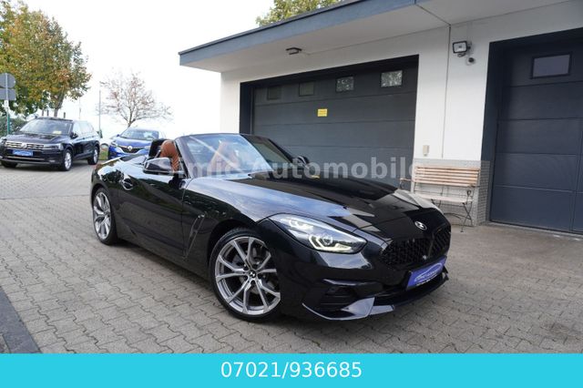 BMW Z4 Roadster sDrive 20 i Sport Line LEDER+NAVI