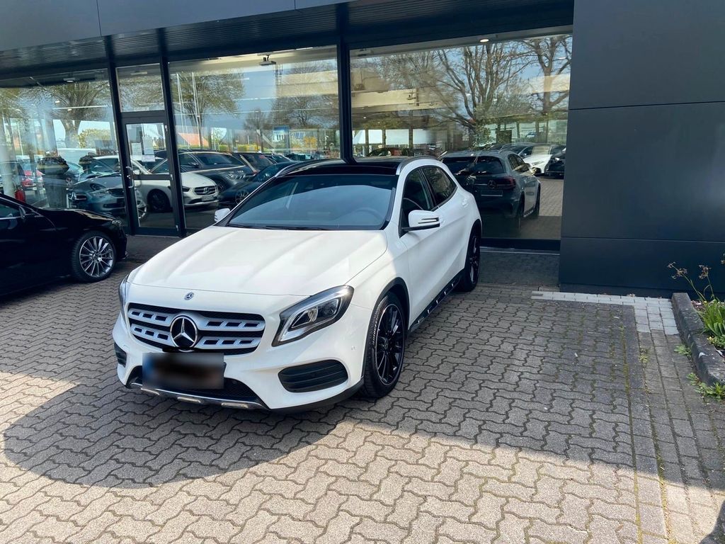 Image of Mercedes-Benz GLA 180