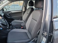 Fahrzeugabbildung Volkswagen Tiguan 1.5 TSI Comfortline AHK KAMERA SHZ