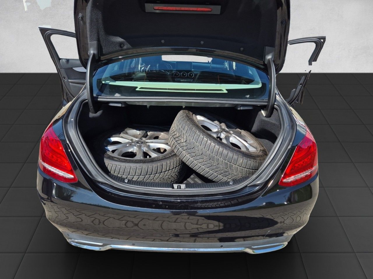 Fahrzeugabbildung Mercedes-Benz C 220d Avantgarde Navi Schiebedach