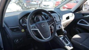 Opel Zafira Tourer - 11