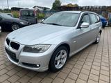 BMW 318 Baureihe 3 Touring 318i - BMW 318 aus 2011: Kombi