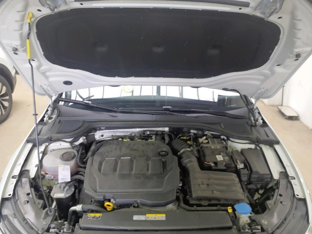 Volkswagen Golf R-Line 2.0 TDI SCR Pano*Tempo*Nav*PDC*Klima