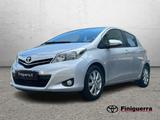 Toyota Yaris Yaris 1.3 5 porte Lounge Multidrive - Toyota Yaris mit Benzin-Antrieb: Limousine, Automatik