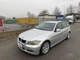 BMW Bmw 320d allestimento Touring Futura - BMW 3er Reihe: Alle