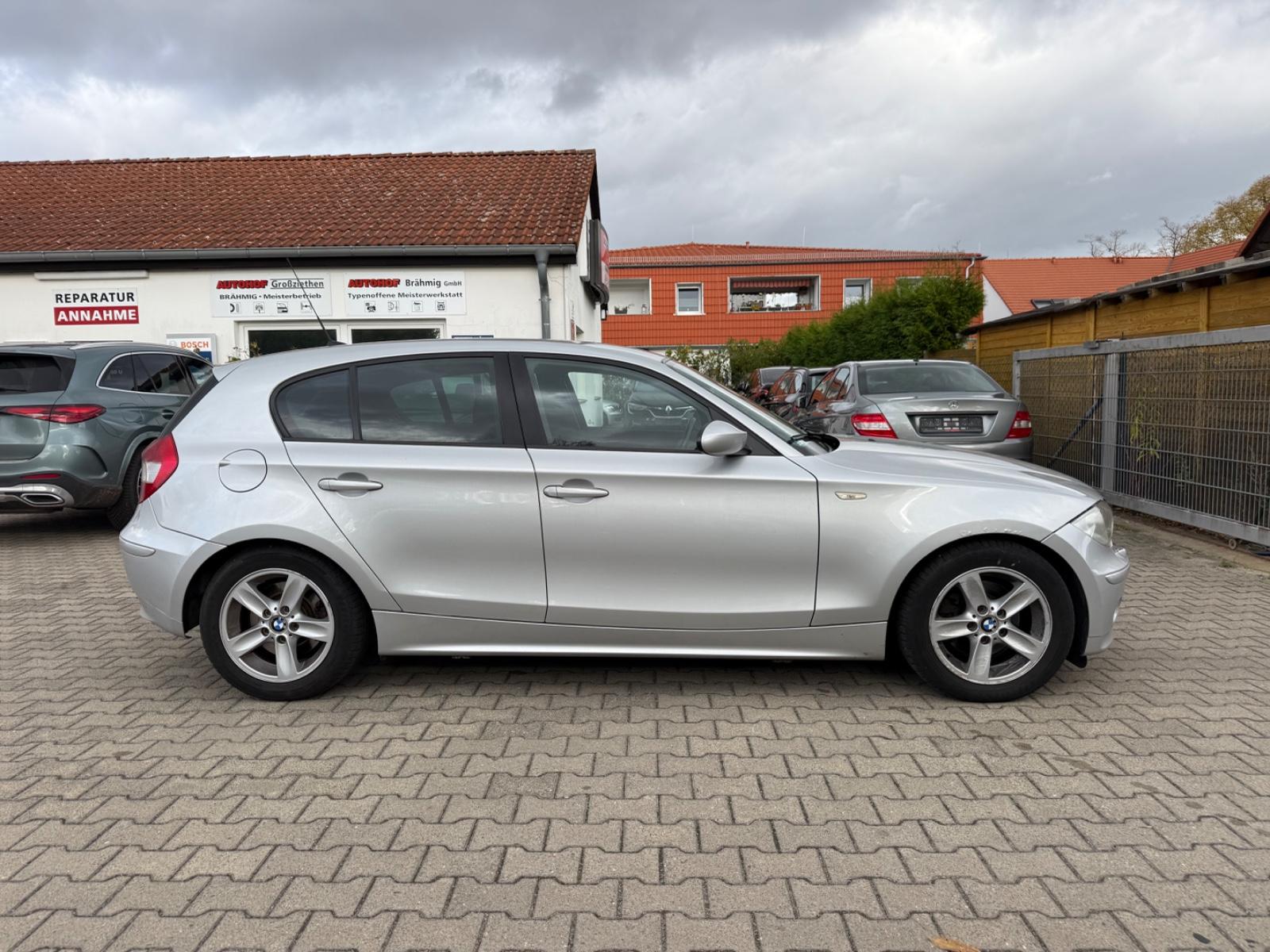 BMW 120