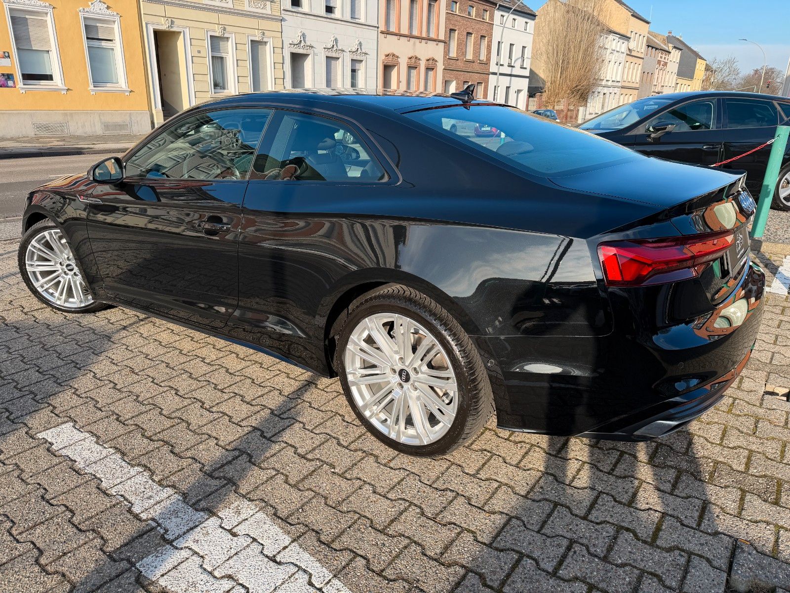 Fahrzeugabbildung Audi A5 Coupe 40 TDI quattro S line SHZ Matrix B&O