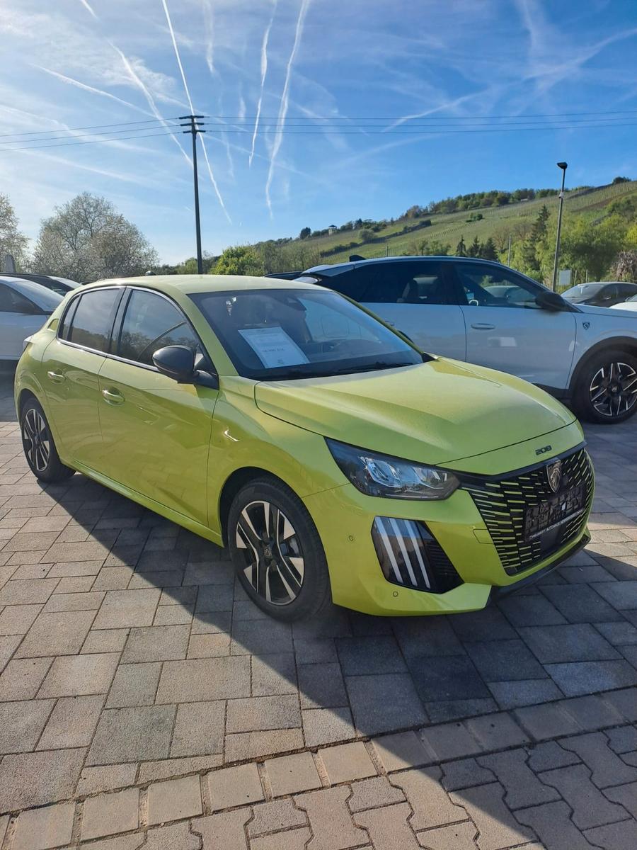 Peugeot 208 Allure 100 |Abstandstempomat| SHZ | 360° Kam