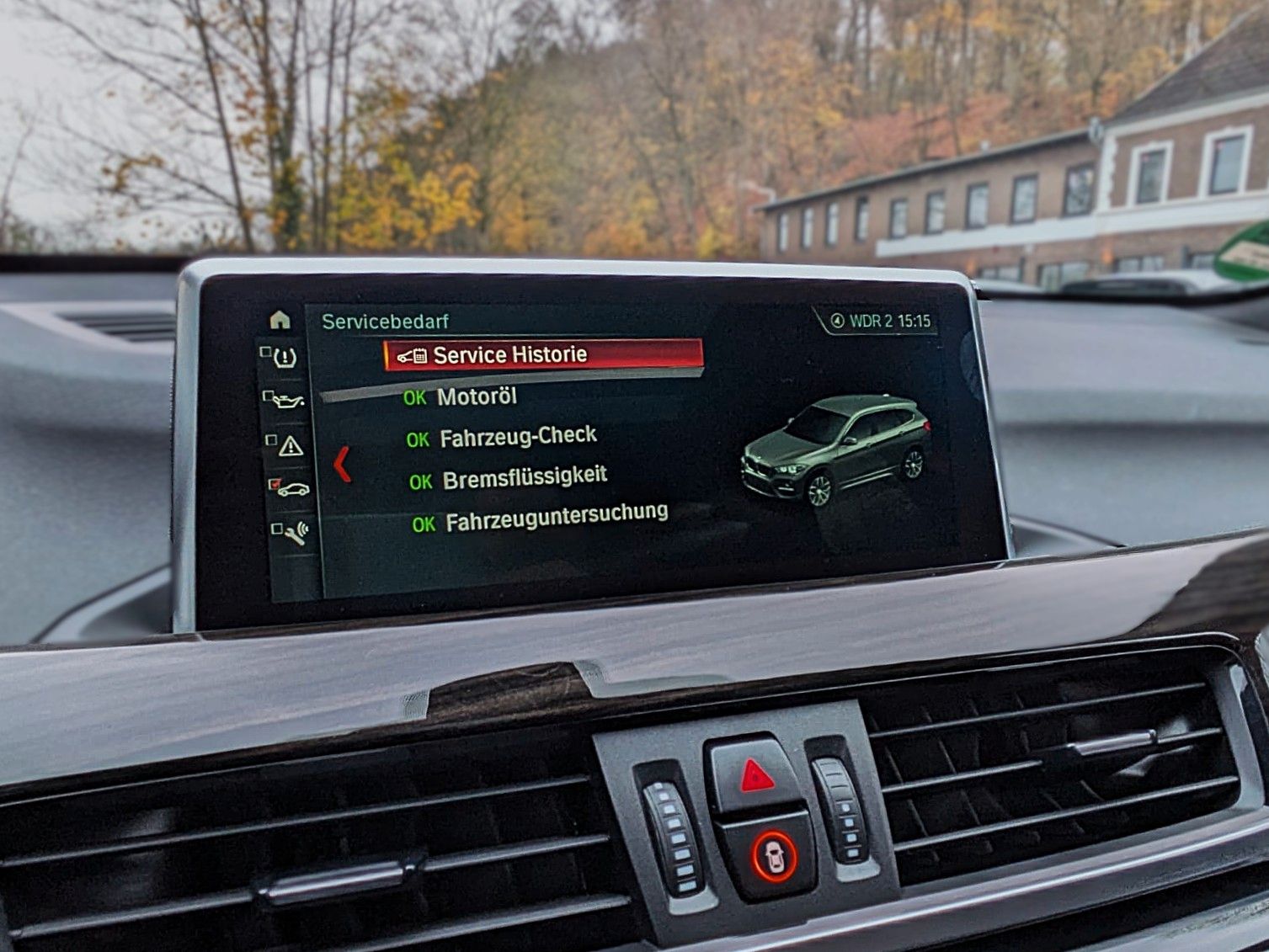 Fahrzeugabbildung BMW X1 XDRIVE 20i M SPORT LEDER PANO ACC NAVI-PL LED