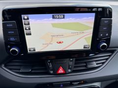 Fahrzeugabbildung Hyundai I30 Select 1,4 "NAVI-CAM-MULTI-SITZH-TEMPO-