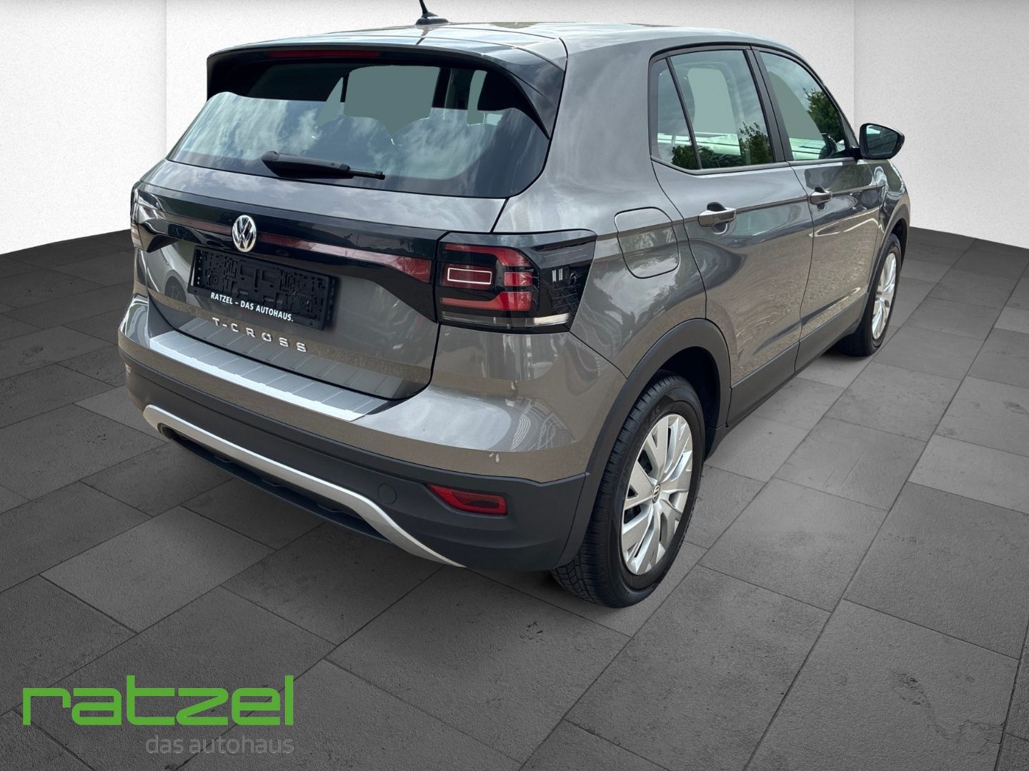 Fahrzeugabbildung Volkswagen T-Cross 1.0 TSI DSG Ausparkassistent Totwinkelas