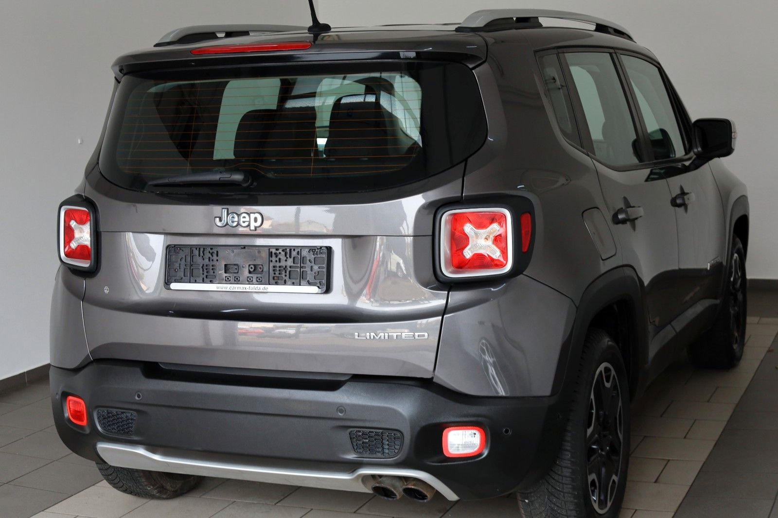 Fahrzeugabbildung Jeep Renegade Limited FWD Navi,SH,PDC