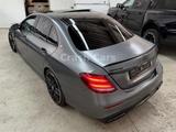Mercedes-Benz E 63 S AMG 4MATIC+*ACC*Pano*Burmester*360°* - Limousinen mit Unfallschaden